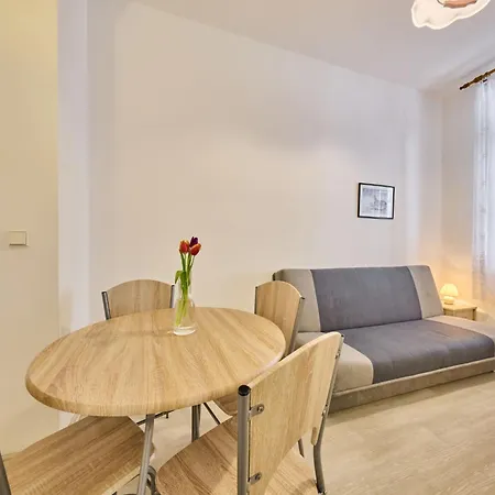 Belvedere-3 By Interhome Lägenhet